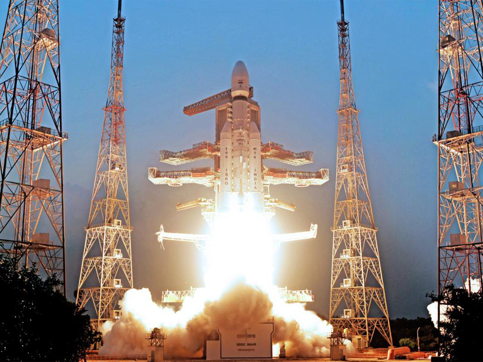 ISRO's LMV3 launch vehicle at Sriharikota (Photo: X/@isro)