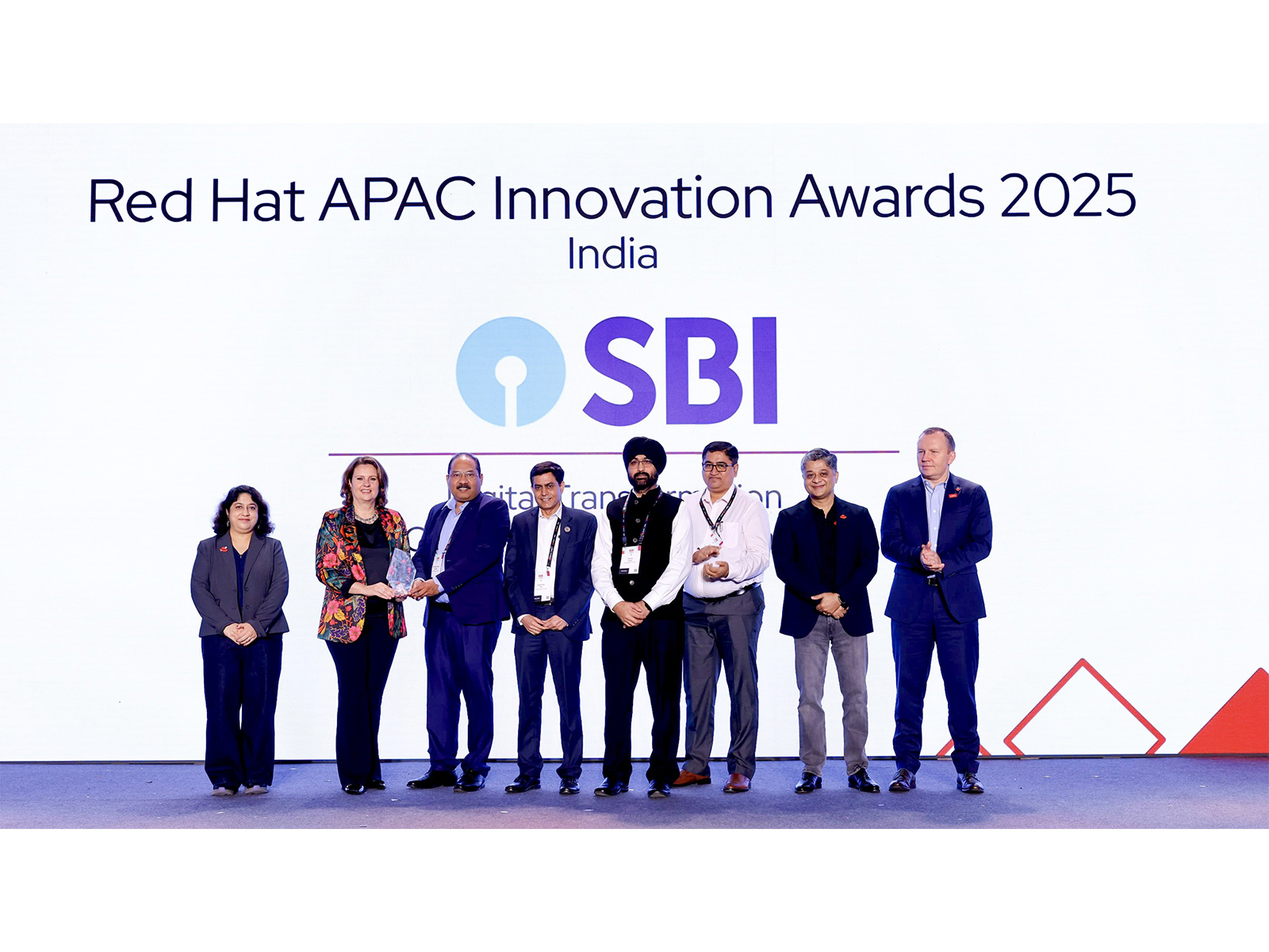 Leaders at the Red Hat APAC Innovation Awards 2025