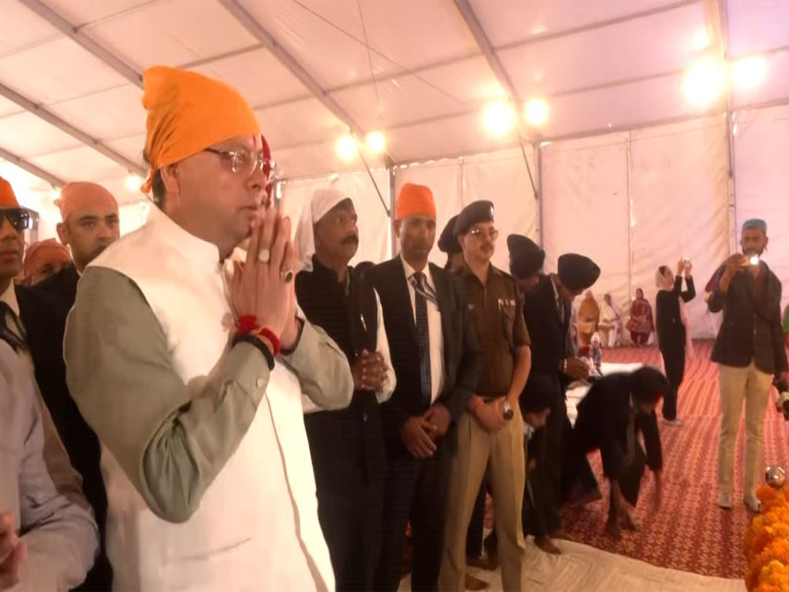 Uttarakhand CM Pushkar Singh Dhami visits Gurdwara Shri Guru Singh Sabha in Dehradun (Photo/ANI)