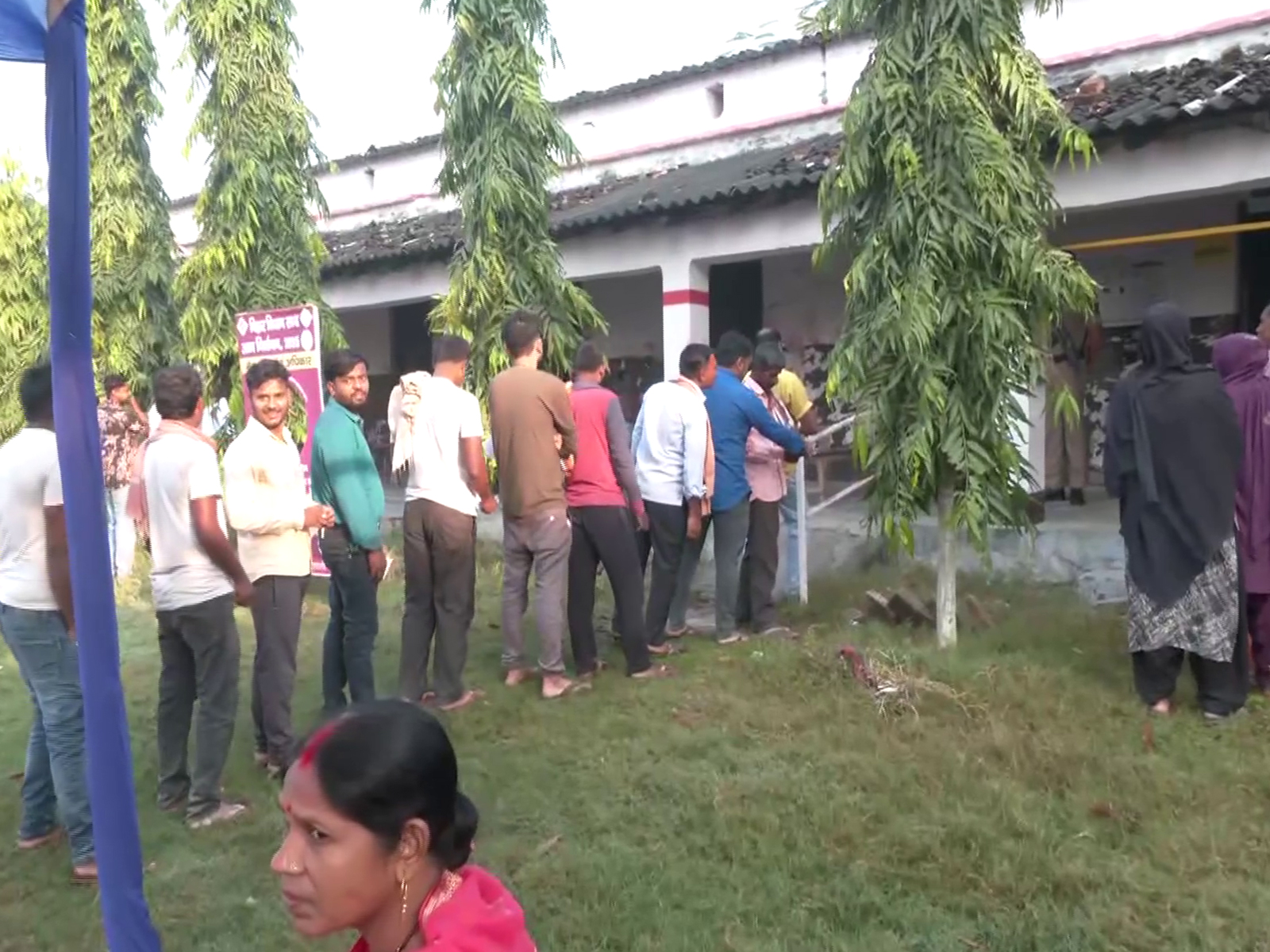 Visual from a polling booth in Mahua (Photo: ANI)