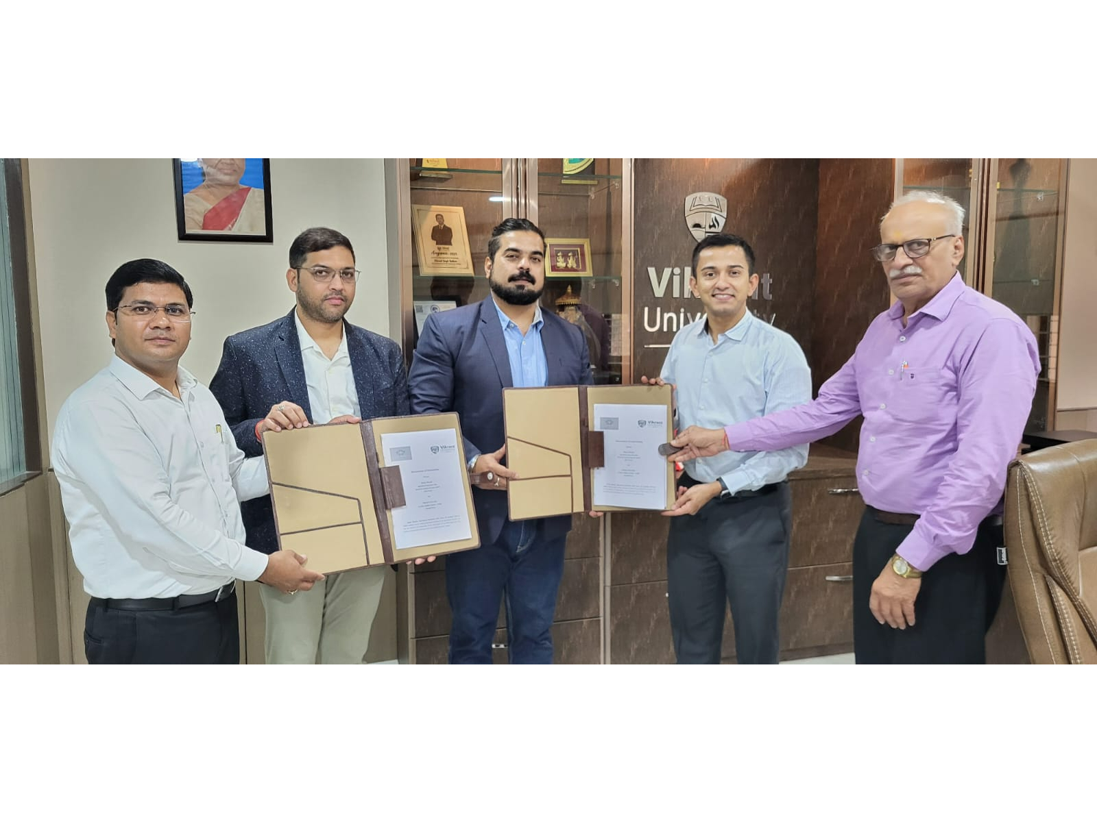 Vikrant University Signs MoU with Kisan Munafa to Promote Innovation and Research in Agricultural Technology.