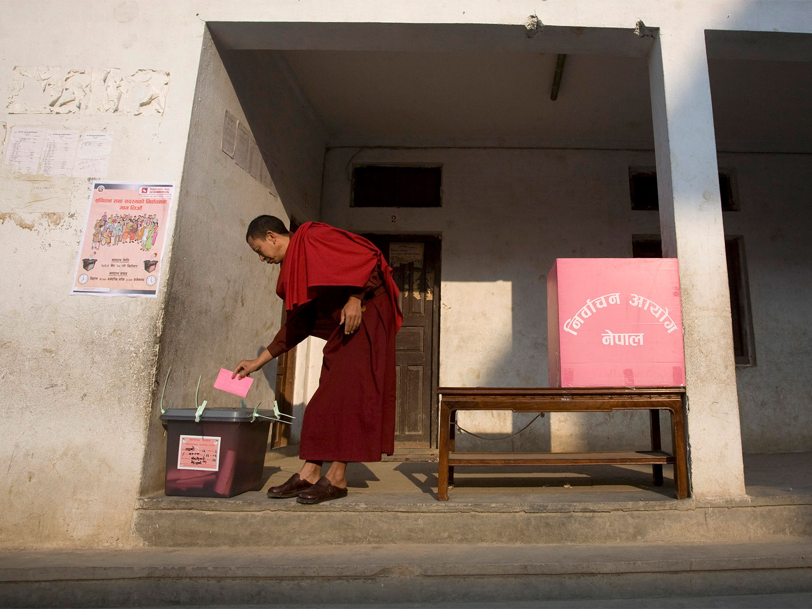 A monk casts his vote at a polling station in the outskirts of Kathmandu (File photo/Reuters)