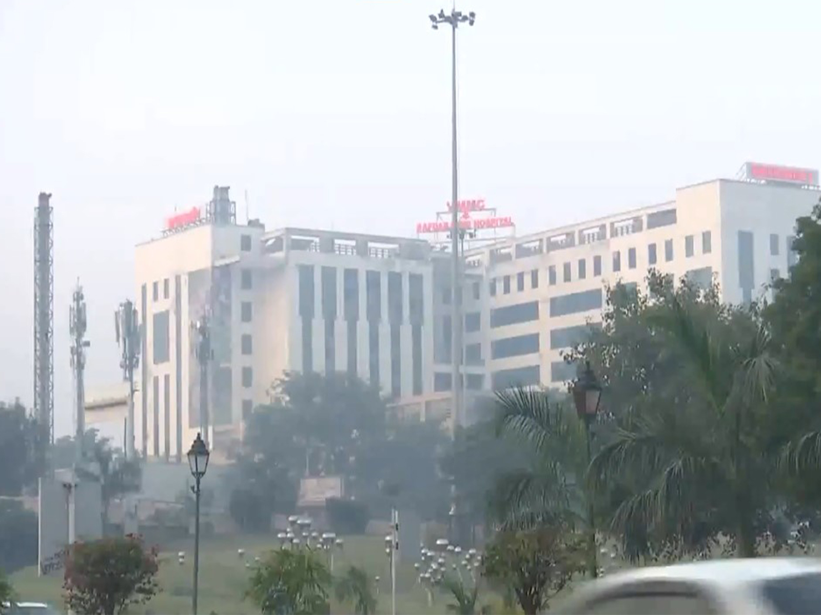 Visuals from the Safdarjung hospital (Photo: ANI)