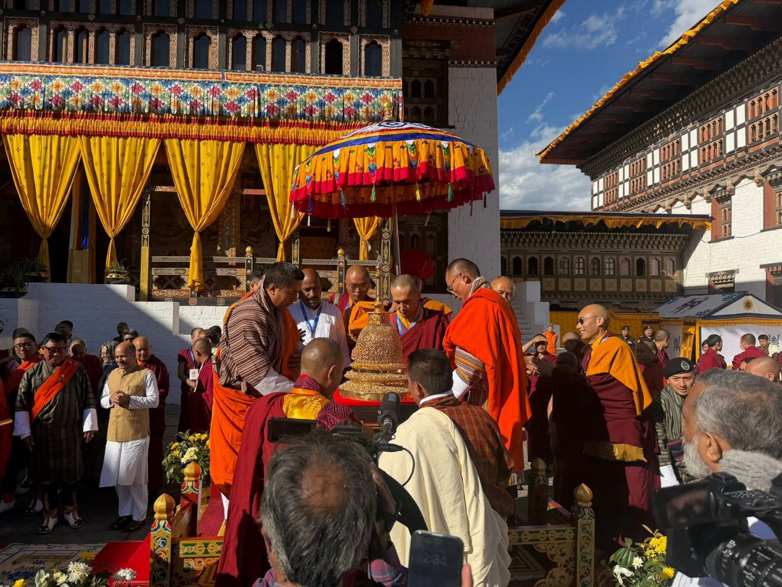 Bhutanese monks and officials welcome the sacred relics of Lord Buddha during a ceremonial event in Bhutan. (Photo: X/@DrSJaishankar)