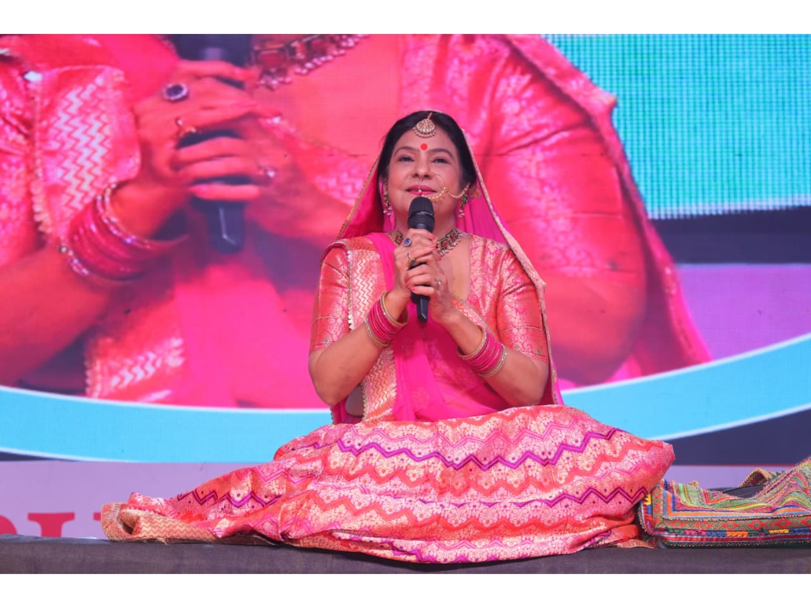 Mahakumbh of Books Concludes with a Melodious Evening, Padma Shri Malini Awasthi Casts a Spell with Her Folk Music