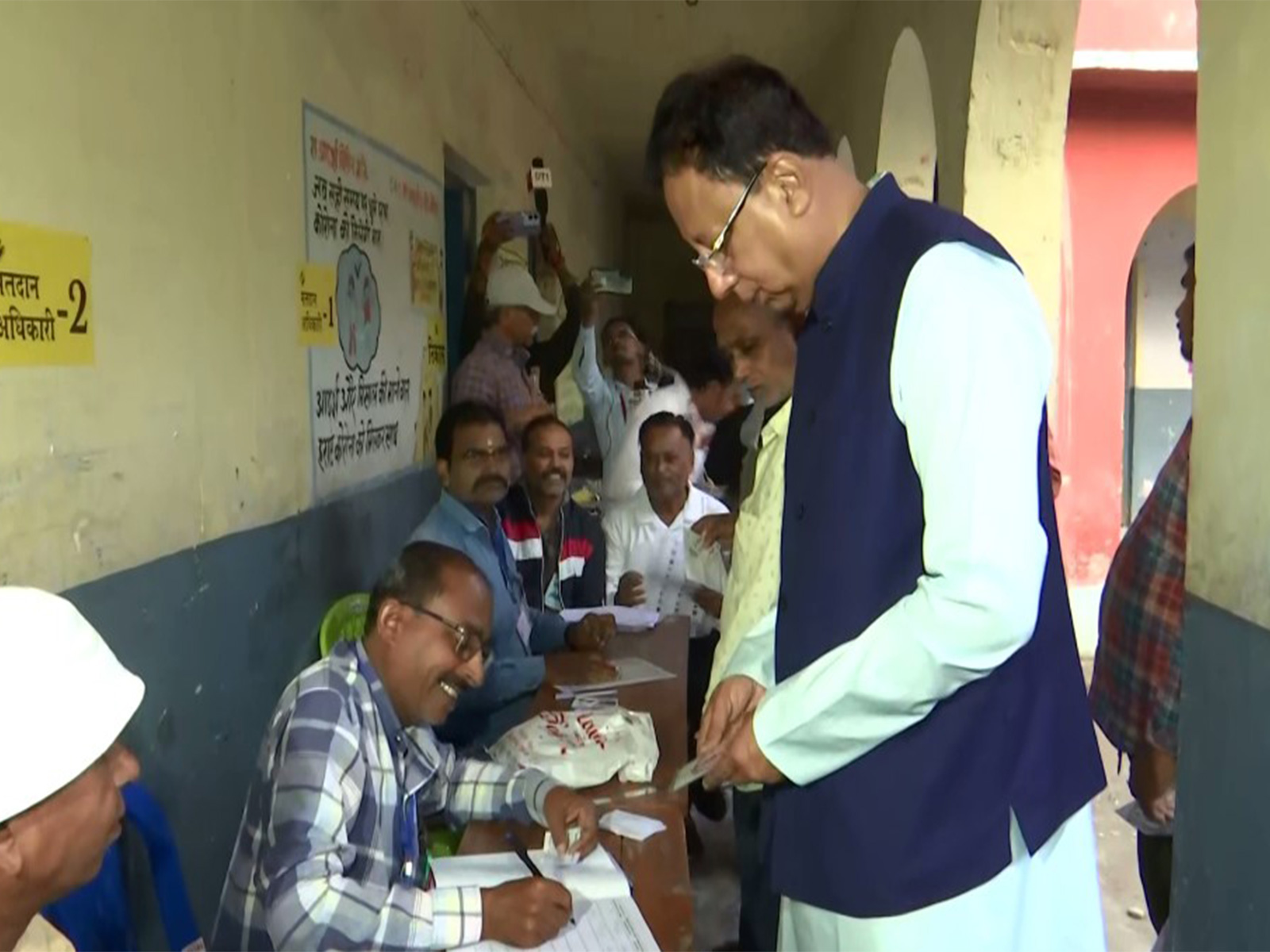BJP MP Sanjay Jaiswal cast his vote in Bettiah (Photo/ANI)