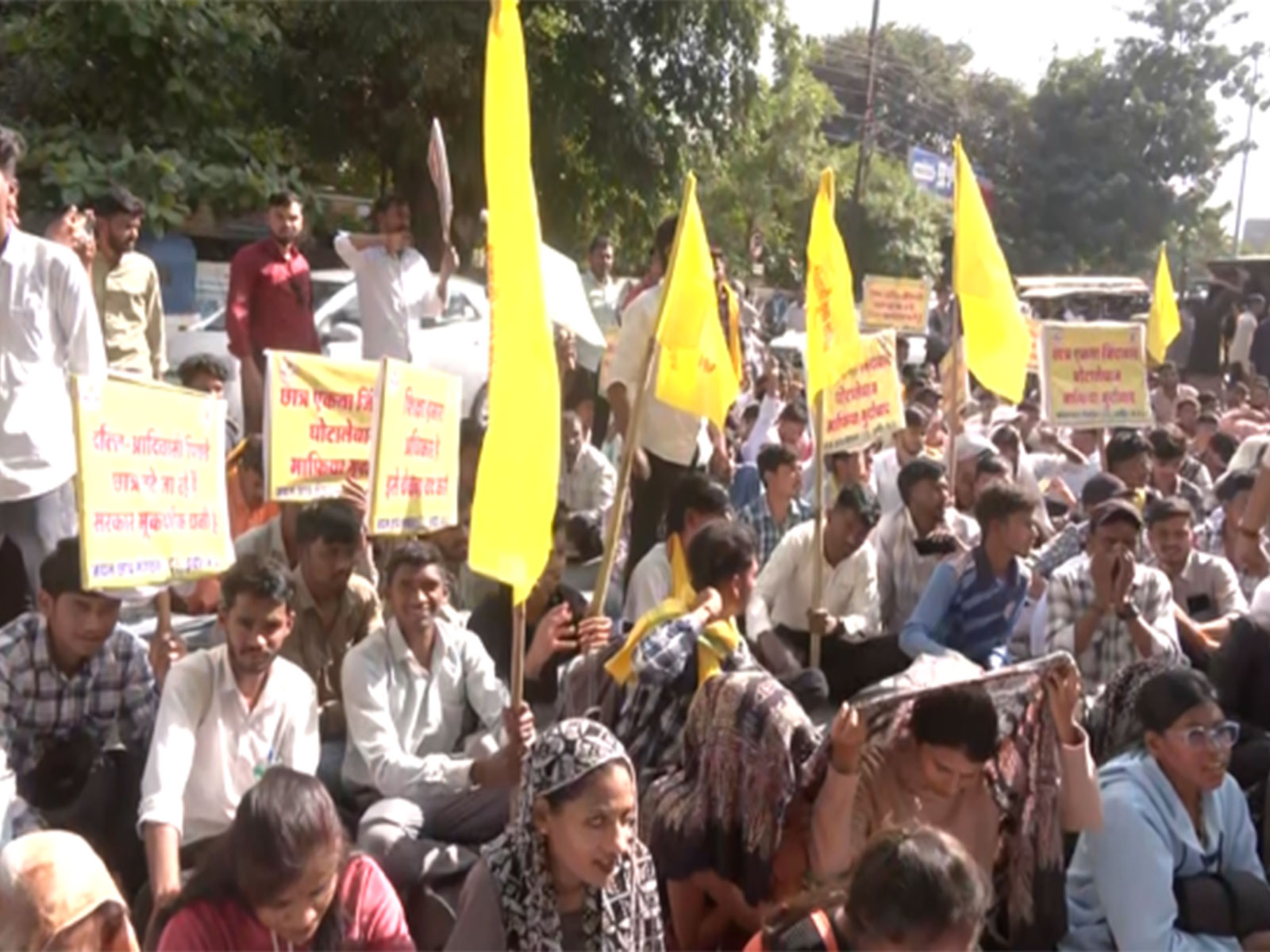 College students under JAYS protesting in Indore (Photo/ANI)