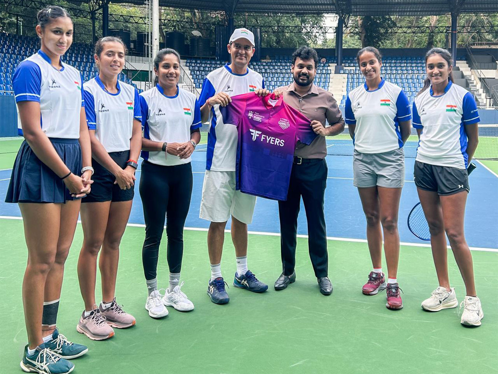 Prachura PP meets Indian Tennis Team ahead of Billie Jean King Cup play-offs (Photo: )