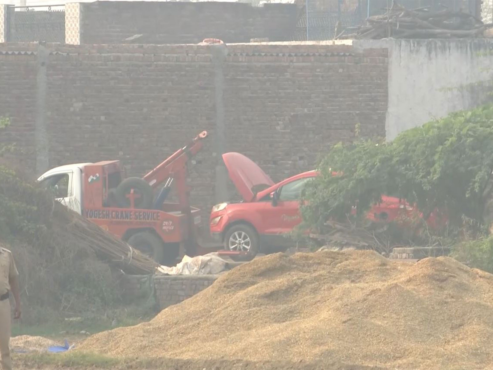 A view of red EcoSport, suspected to be linked to prime accused, Dr Umar in Delhi blast case. (Photo/ANI)