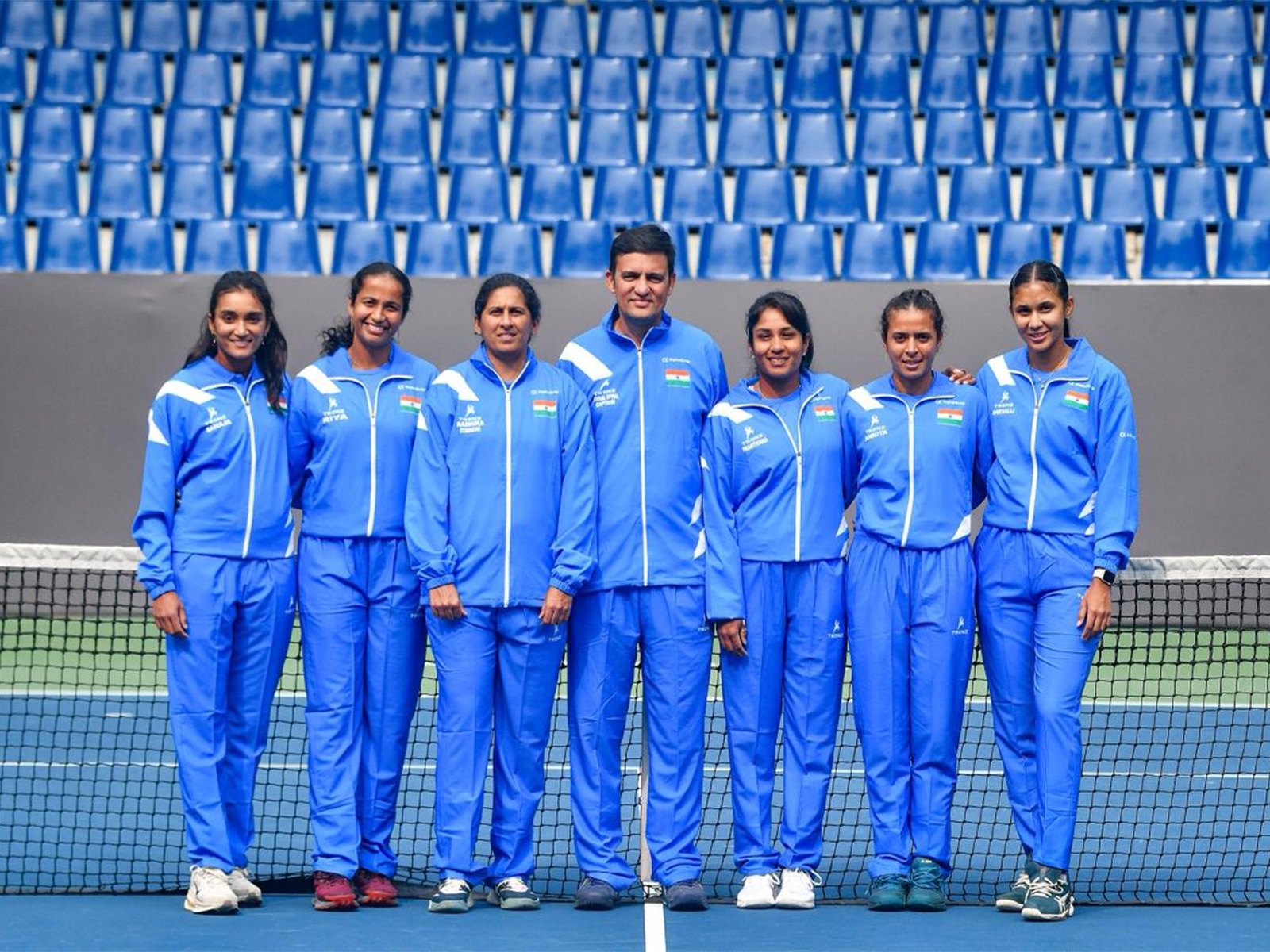 Vishal Uppal with tennis stars (Photo: SAI)