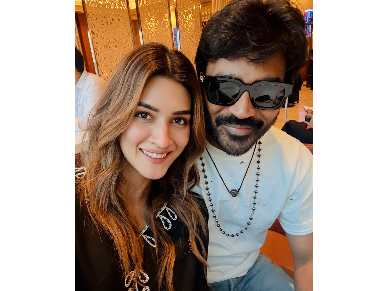 Kriti Sanon and Dhanush (Image source: Kriti's Instagram)