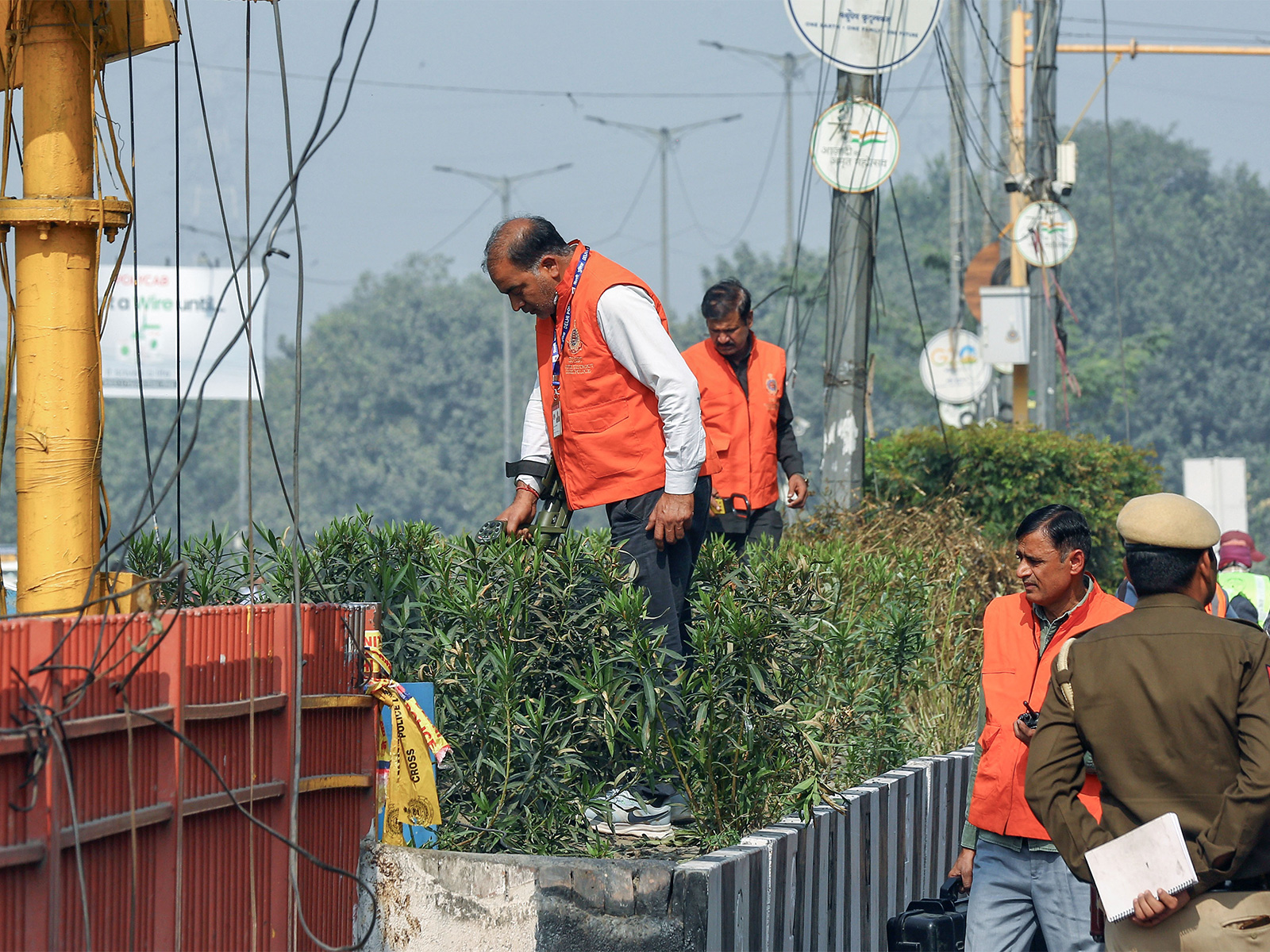 Area near Red Fort reopen after a proper investigation by FSL. (Photo/ANI)
