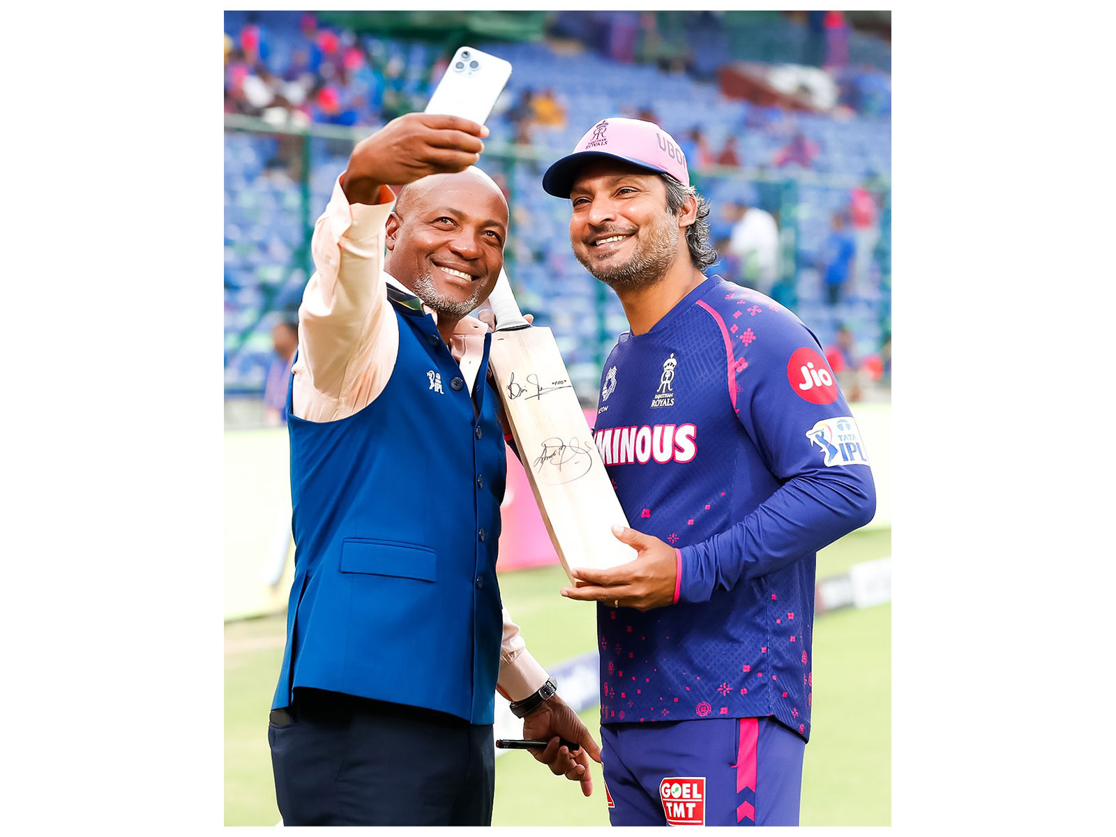 Rajasthan Royals head coach Kumar Sangakkara (R) with Brian Lara (Photo/ANI) 