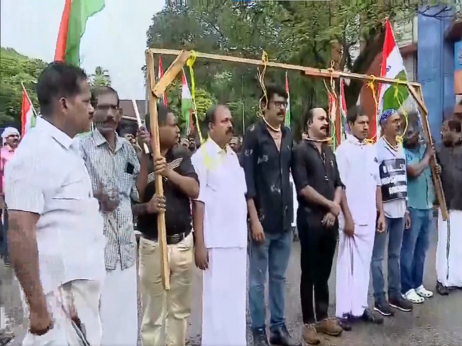 BLOs march to Chief Electoral Officer's office in Kannur (Photo/ANI)