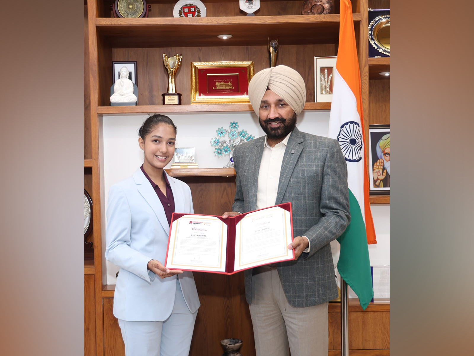 Janvi with MP Satnam Singh Sandhu. (Photo: Chandigarh University)