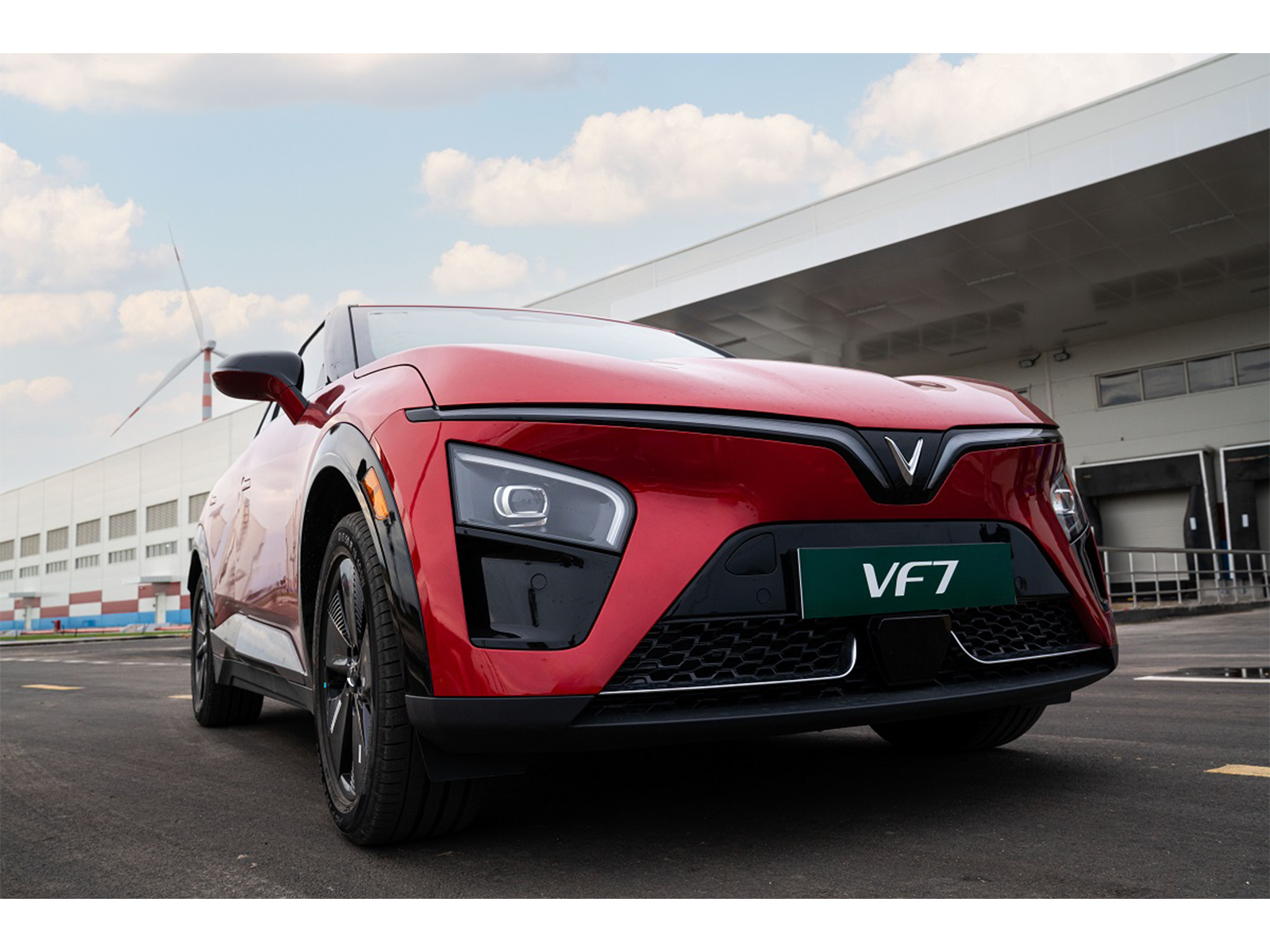 India has only recently welcomed the VF 7, but local reviews already show favorable feedback