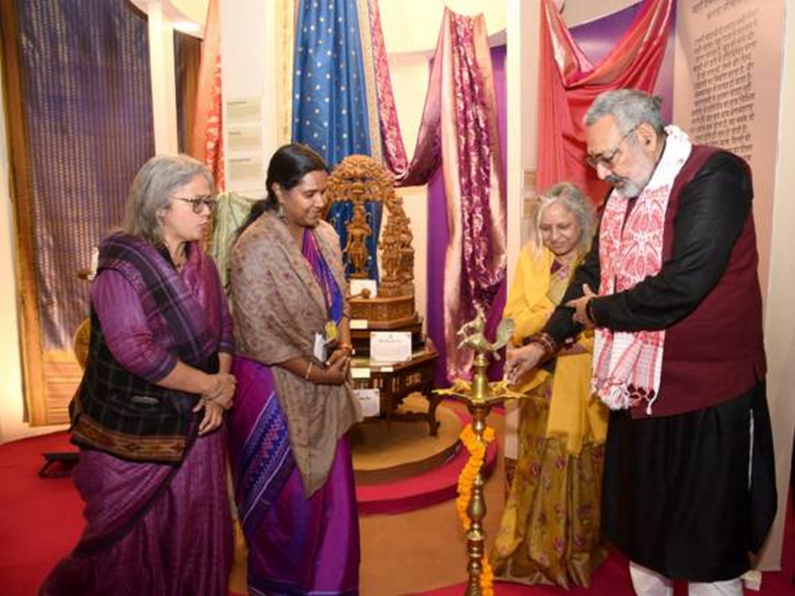 Union Minister of Textiles Giriraj Singh inaugurates special handloom, handicraft exhibition cum sale at IITF (Photo/PIB) 