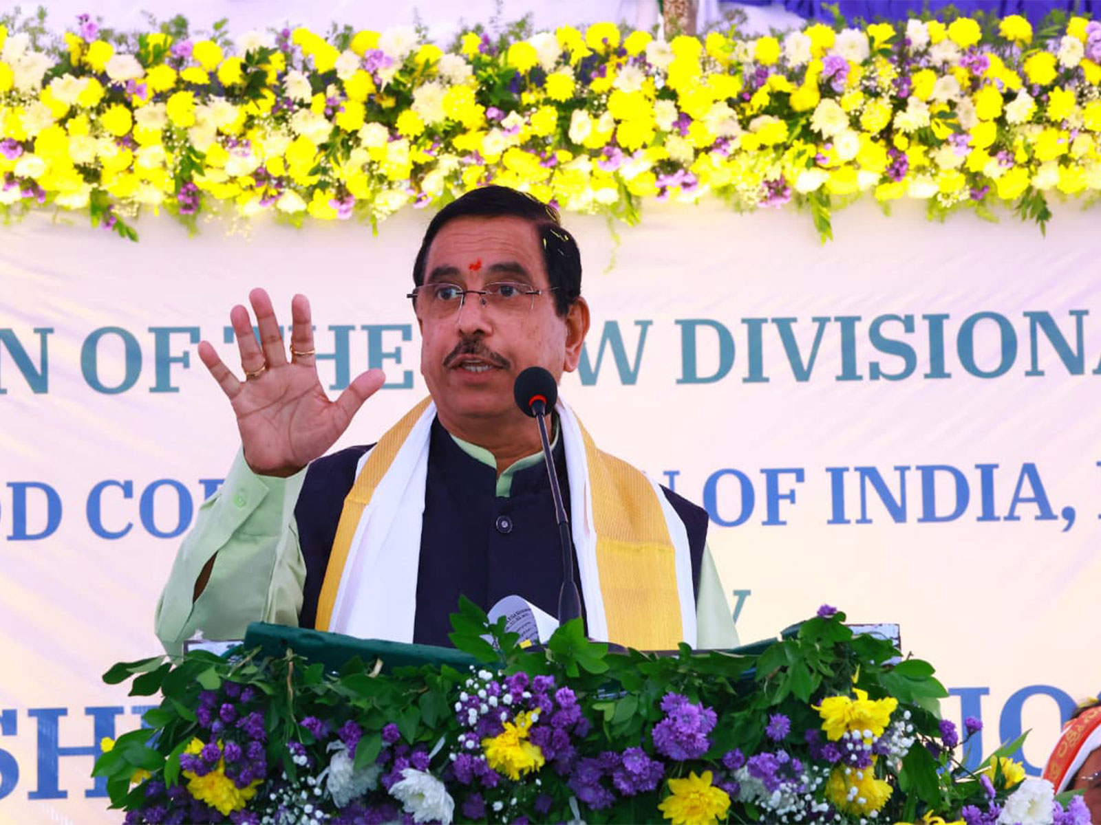 Union Minister of Consumer Affairs, Food and Public Distribution, Pralhad Joshi (Photo: PIB)
