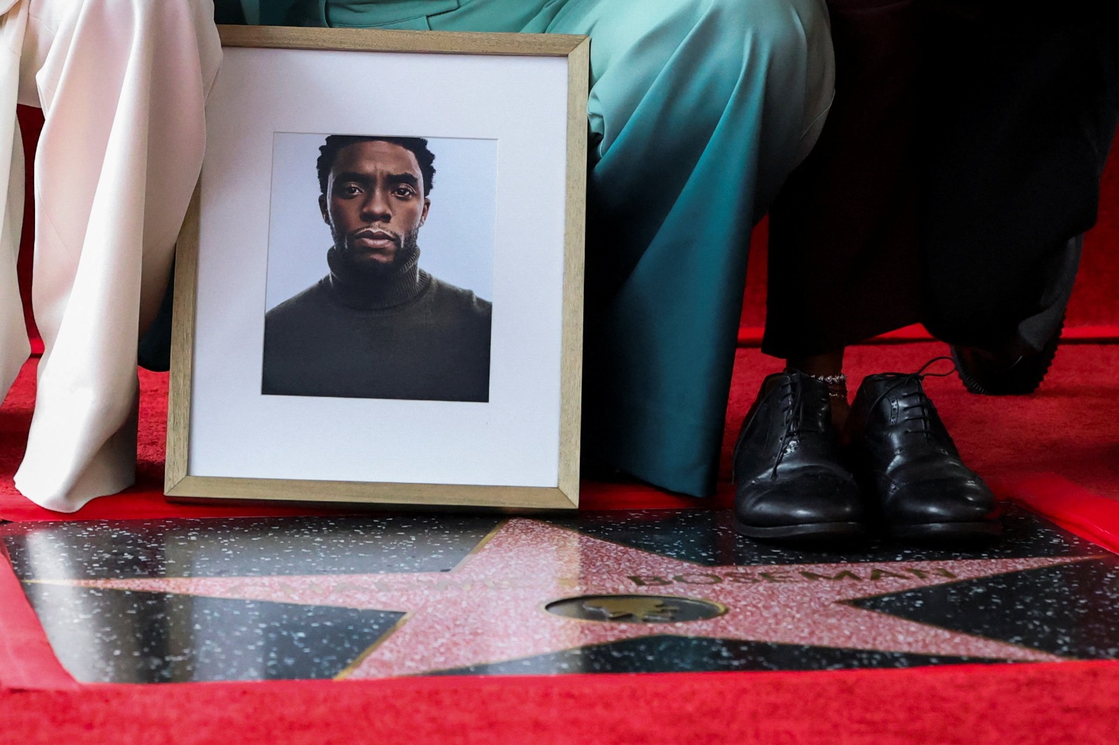 Late actor Chadwick Boseman gets Hollywood Walk of Fame star (Image source: Reuters) 