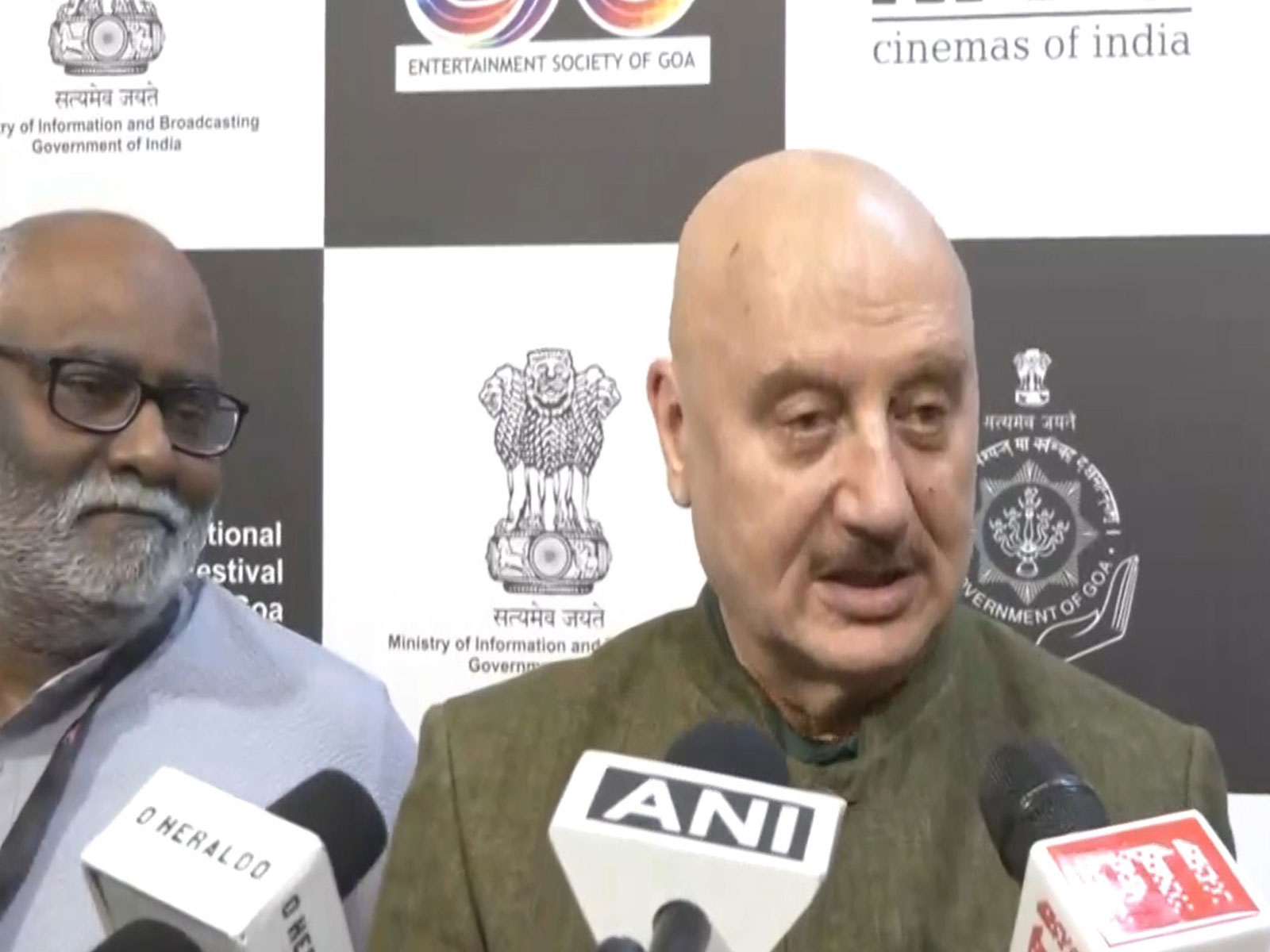 MM Keeravani, Anupam Kher (Image source/ANI)