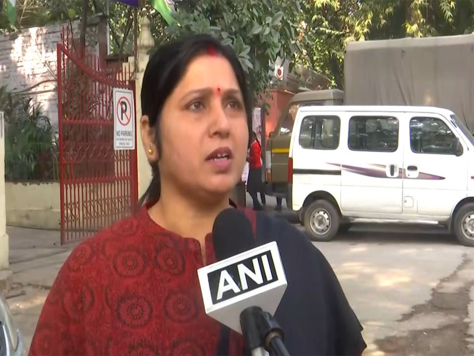 Deepshikha, the woman who saw the school student last time, before he allegedly committed suicide (Photo/ANI)