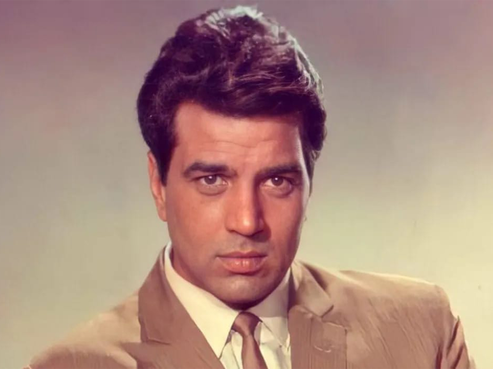 Dharmendra (Photo/X@pushkardhami)