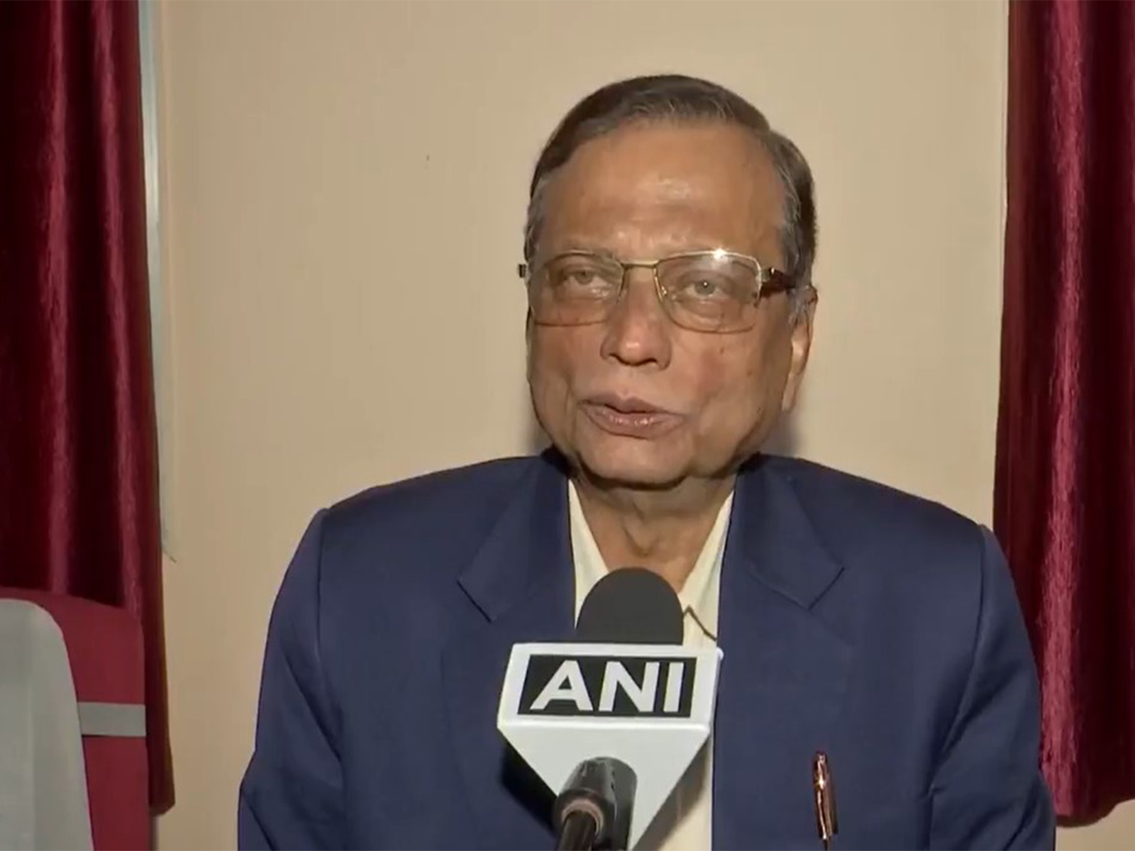 Dr LB Singh, Medical Superintendent of Mahavir Cancer Institute (Photo/ANI)