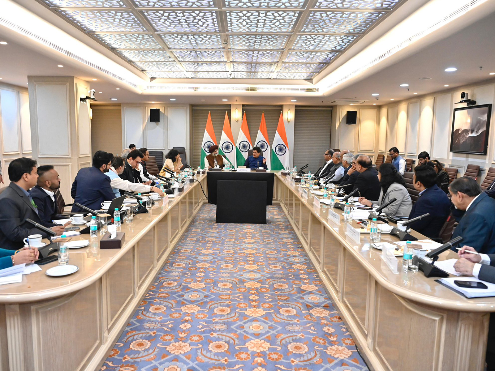 Piyush Goyal meets pharma stakeholders (Photo- X@PiyushGoyal)