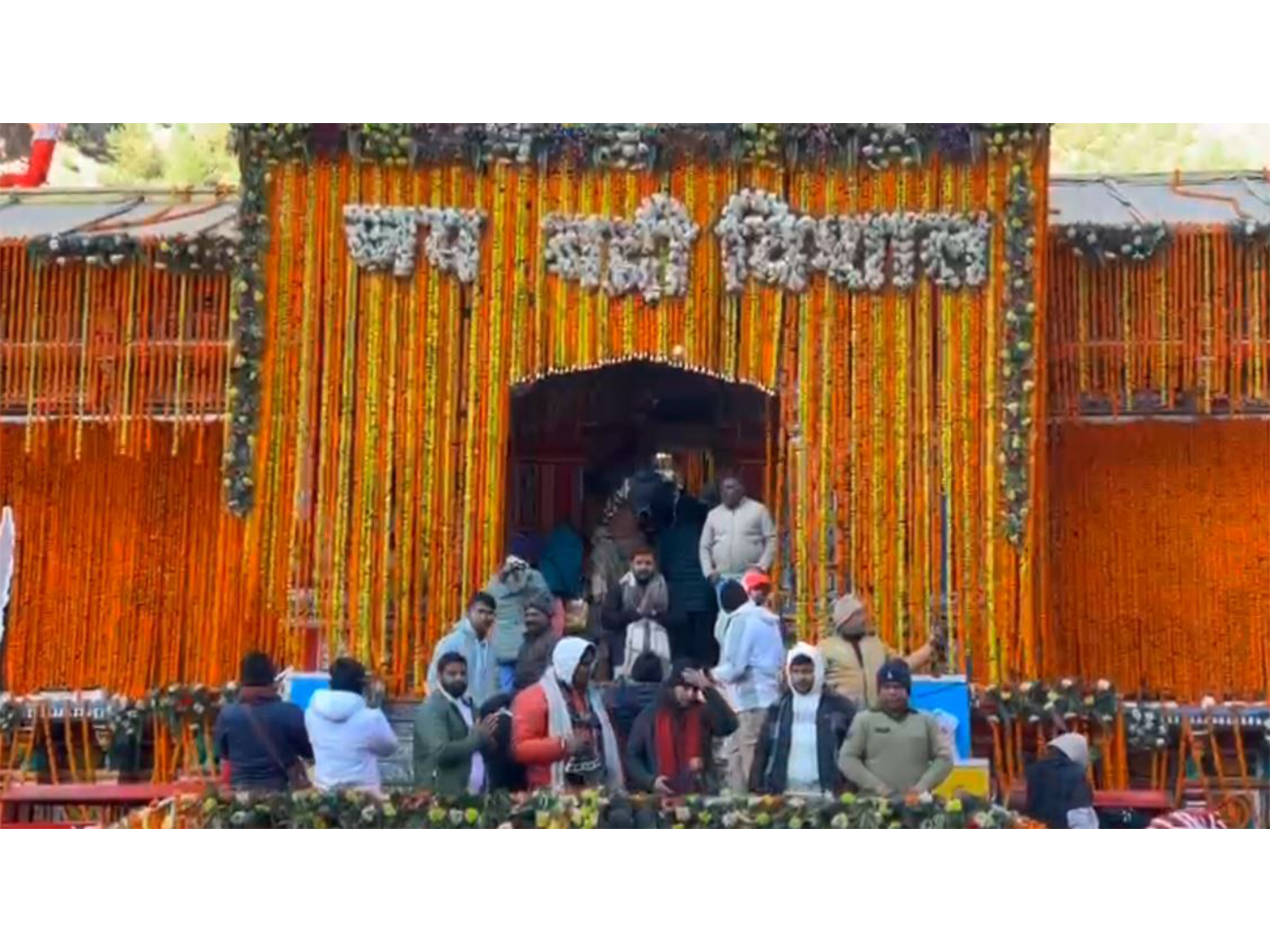 Badrinath Dham portals to close for winter today (Photo/ANI) 