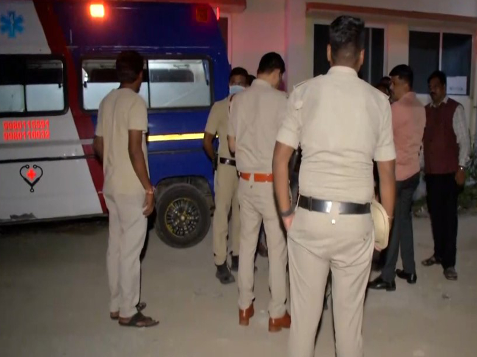  Visuals at Gulbarga Institute of Medical Sciences (GIMS) mortuary in Karnataka (Photo/ANI)