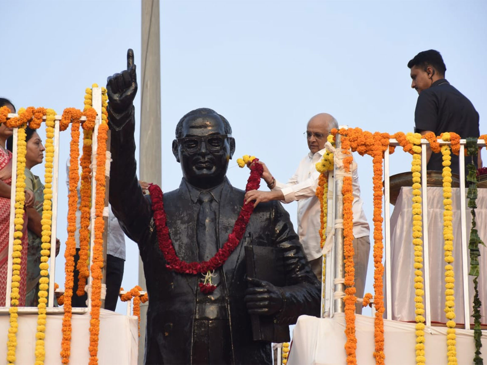 Gujarat CM Bhupendra Patel paying tributes to BR Ambedkar's statue (Photo: Gujarat CMO)