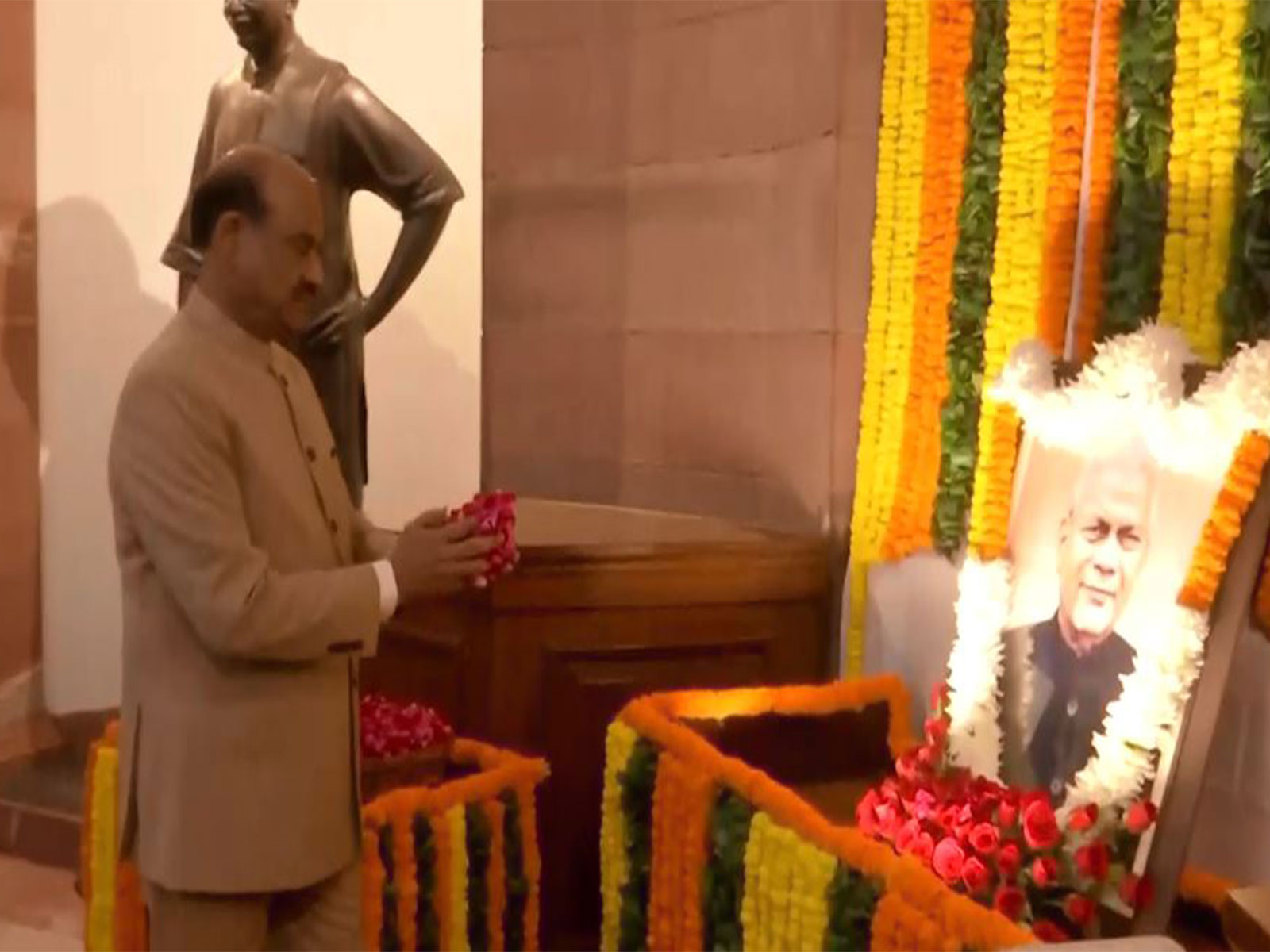 Lok Sabha Speaker Om Birla pays tribute to former Speaker Rabi Ray (Photo/ANI)