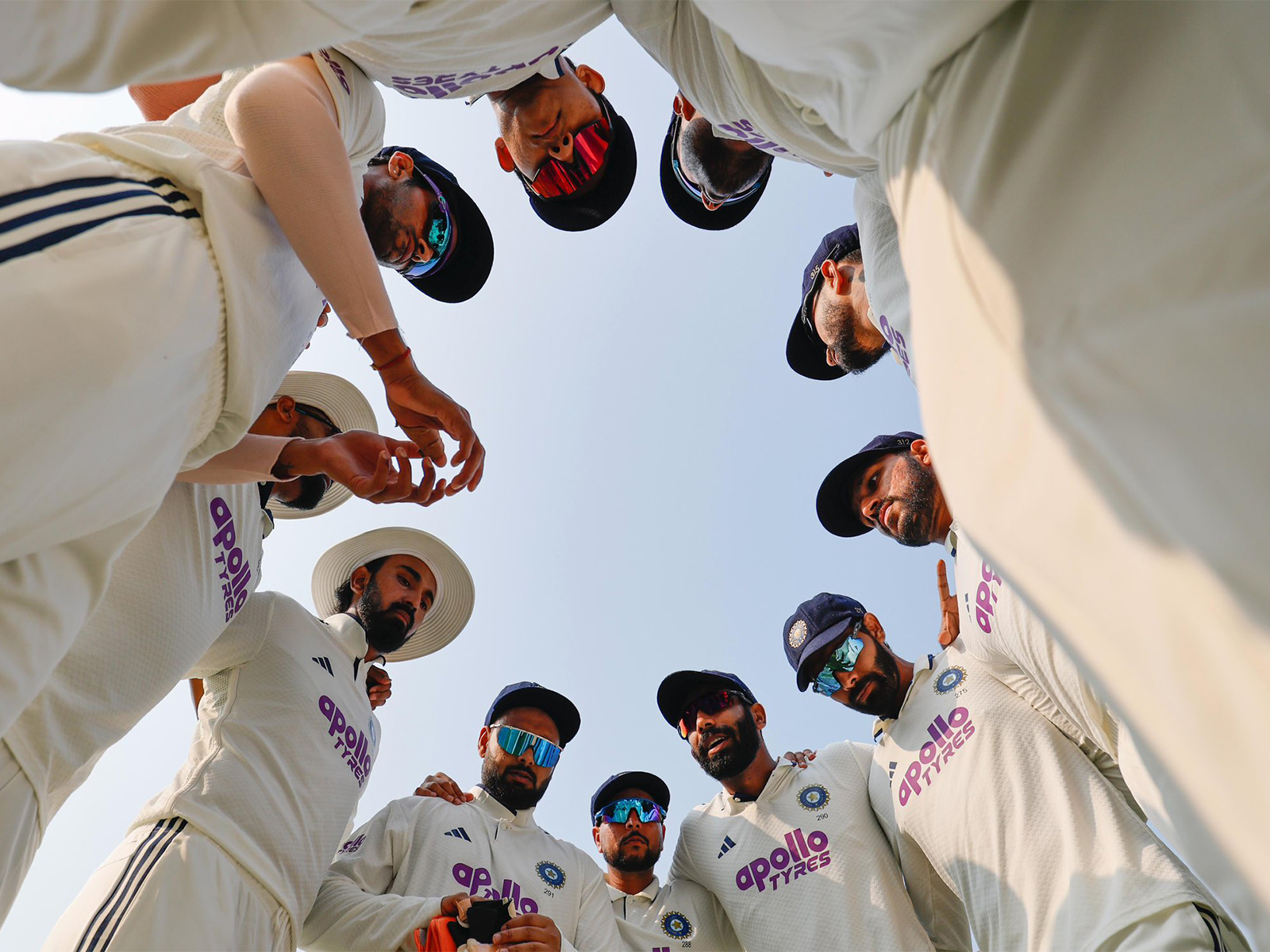 Indian cricket team  (Photo: @RishabhPant17)
