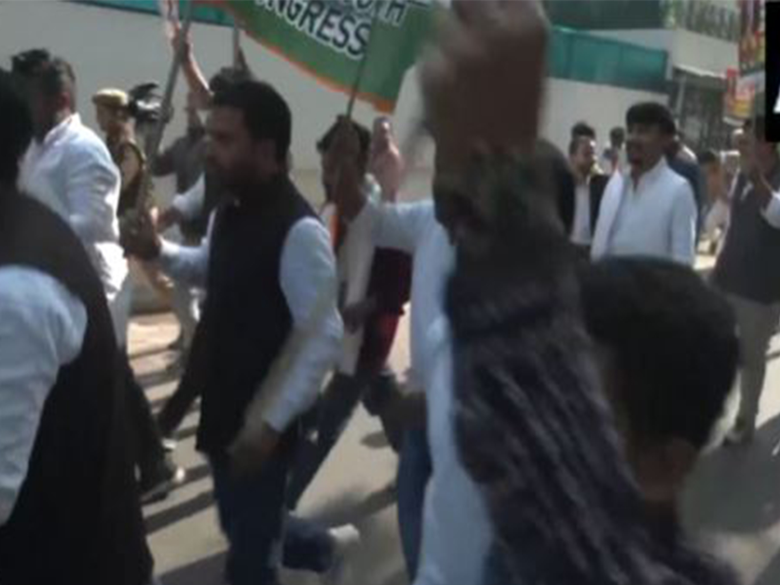 Youth Congress agitation over SIR turns chaotic in Lucknow (Photo/ANI)