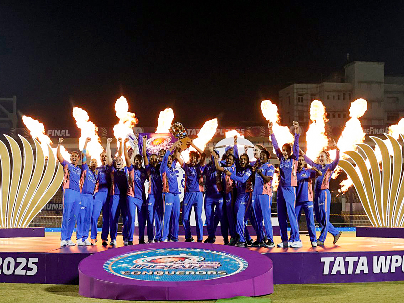 Mumbai Indians (Photo: ANI)