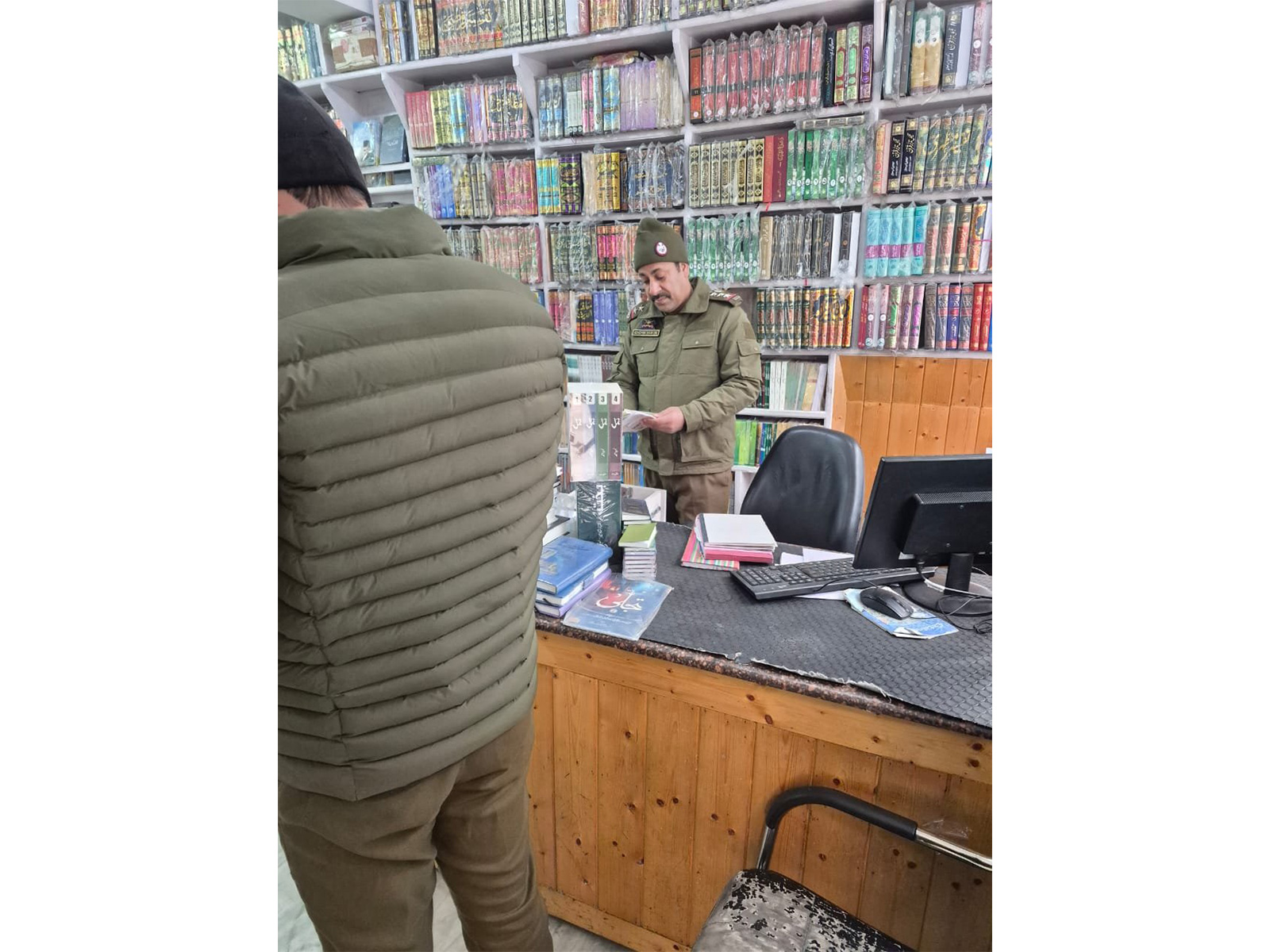 Srinagar Police conducting searches  (Photo/ANI)