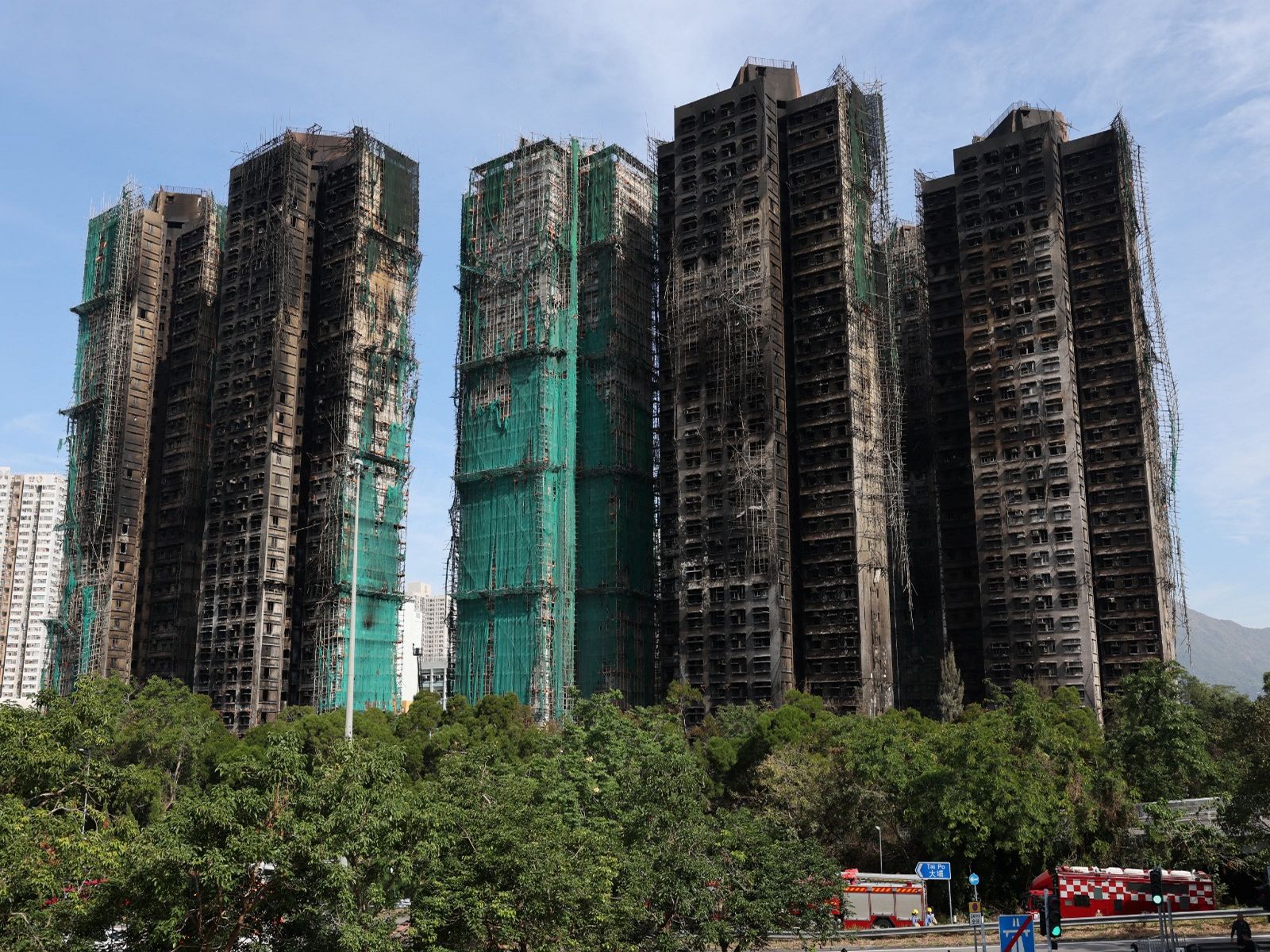 Aftermath of a deadly fire at the Wang Fuk Court housing complex, in Hong Kong (Photo/ Reuters)