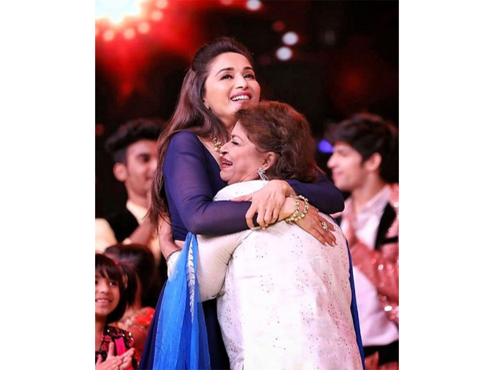 Madhuri Dixit remembers legendary choreographer Saroj Khan (Image source: Madhuri's Instagram)