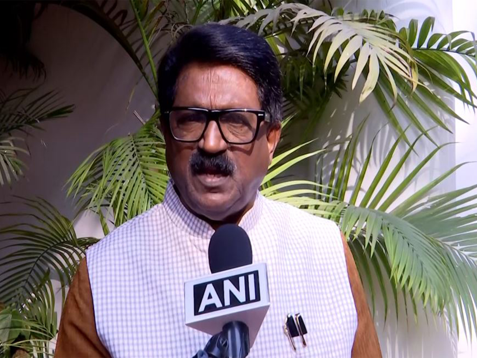 Shiv Sena (UBT) leader and MP Arvind Sawant (Photo/ANI)