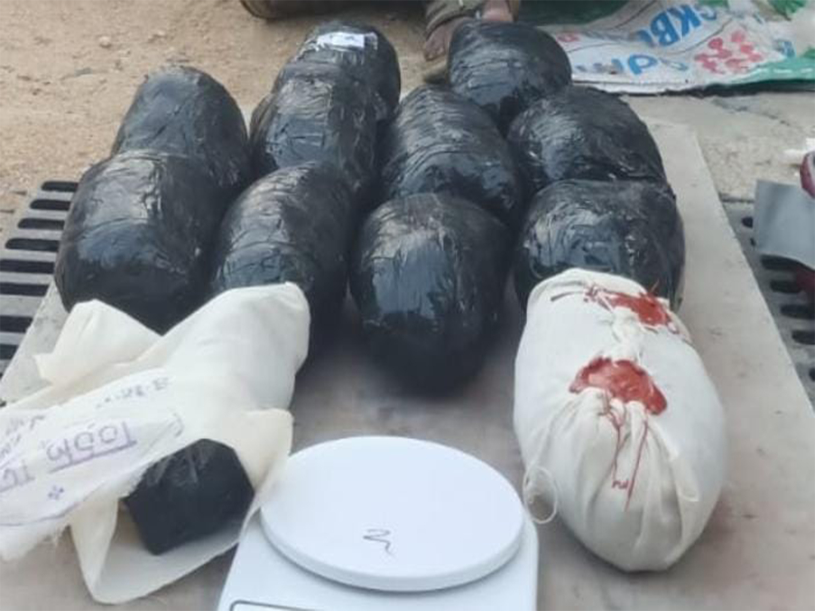 Heroin seized in riverine raid in Assam (Photo/ANI)