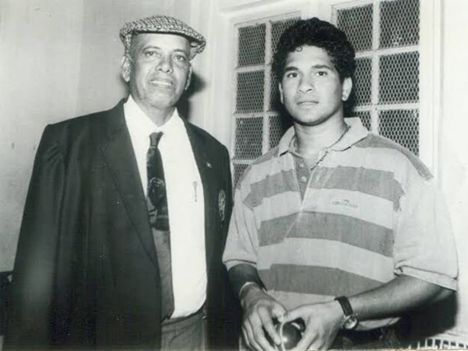 Sachin Tendulkar and Ramakant Achrekar. (Photo: @sachin_rt)