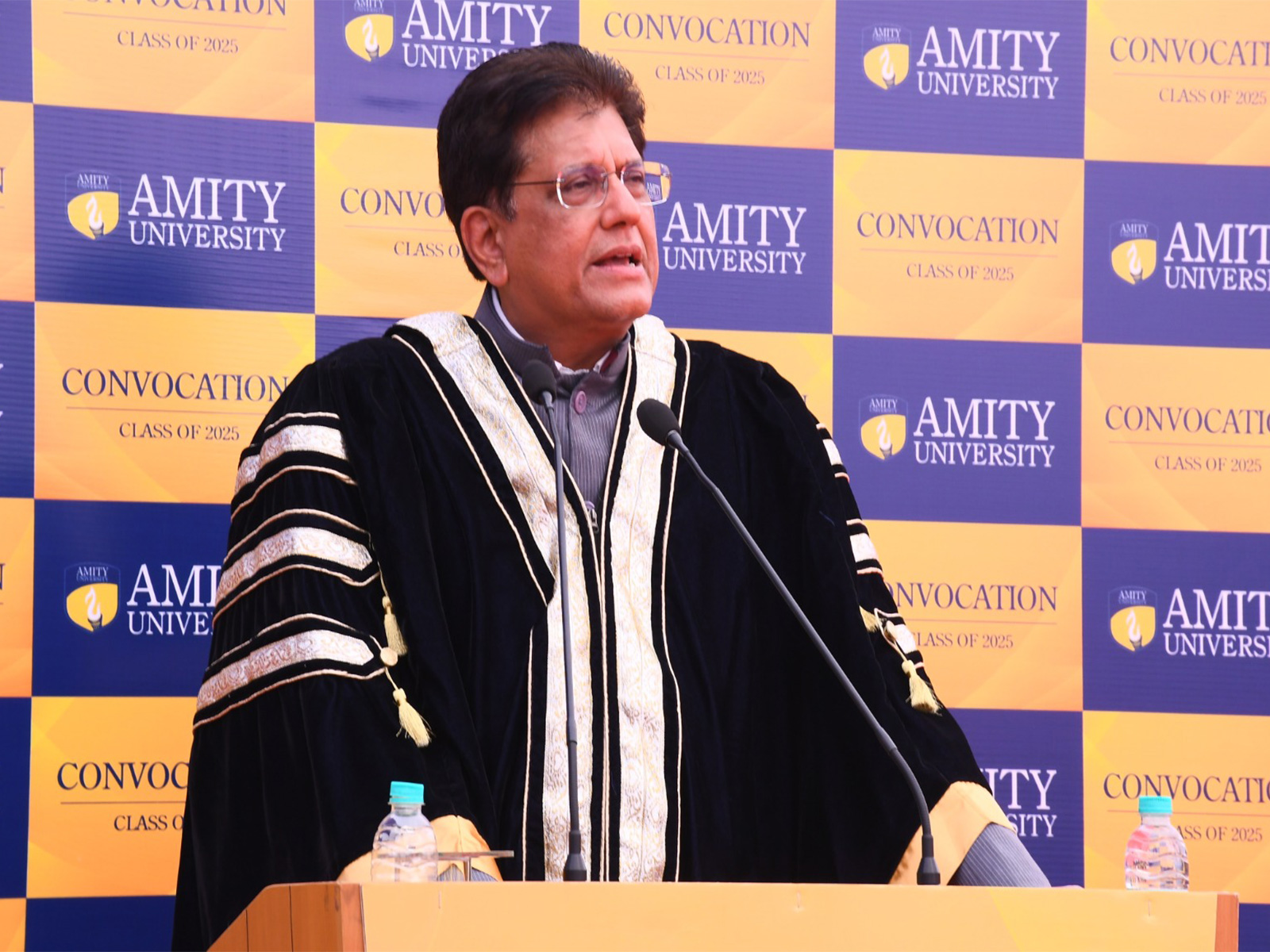 Union Minister of Commerce & Industry, Piyush Goyal addressing the gathering at Amity University during Convocation 2025 (Photo/Amity University) 