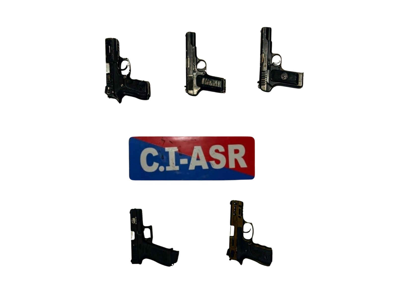 Pistols seized by Punjab police (Photo/X/@DGPPunjabPolice)