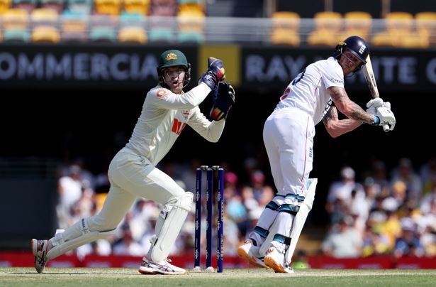 Alex Carey and Ben Stokes in action. (Photo: Reuters)
