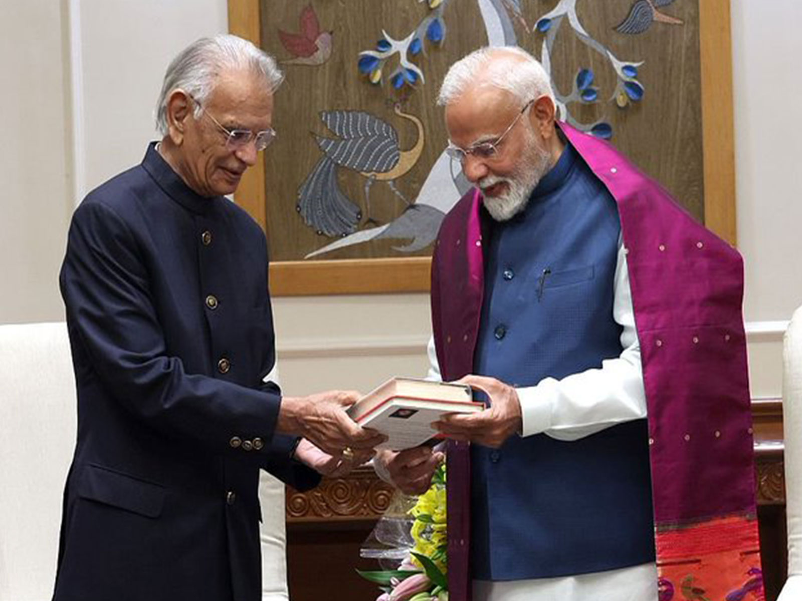 Prime Minister Narendra Modi with former Union Home Minister Shivraj Patil (Photo: x/@narendramodi)