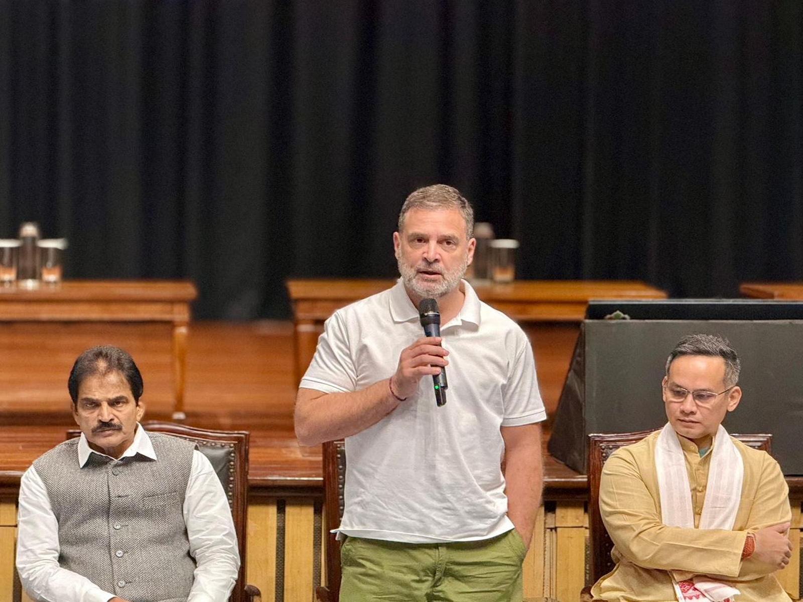 Leader of Opposition in Lok Sabha Rahul Gandhi at Congress MPs meet (Photo/ANI)
