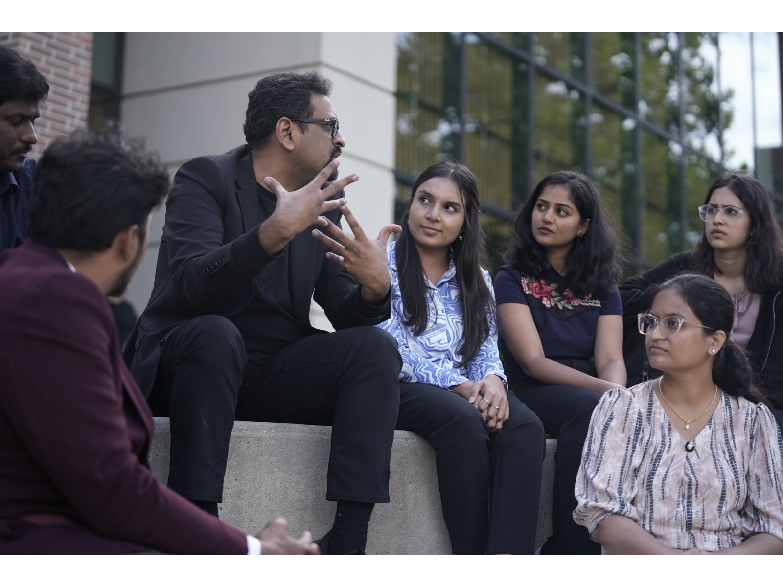 An action-driven journey that turns ambitious commerce minds into strategic decision-makers