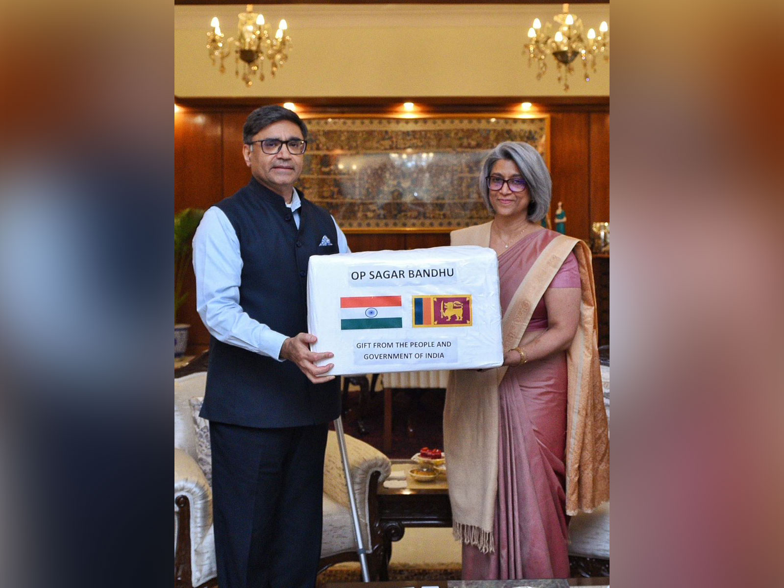 Foreign Secretary Vikrim Misri (left) with Sri Lankan High Commissioner  Mahishini Colonne (Photo/X@MEAIndia)