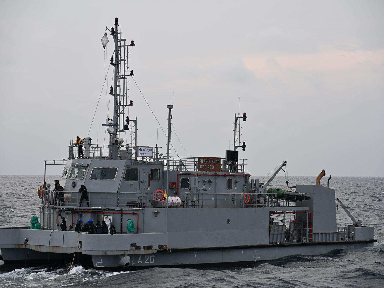 Indian Navy's indegenously developed Diving Support Craft (Photo/Defence Ministry) 