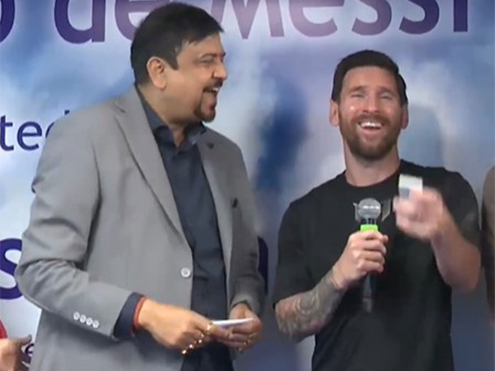 Sujit Bose (L) and Lionel Messi (R). (Photo: Facebook/Sree Bhumi Sporting Club)